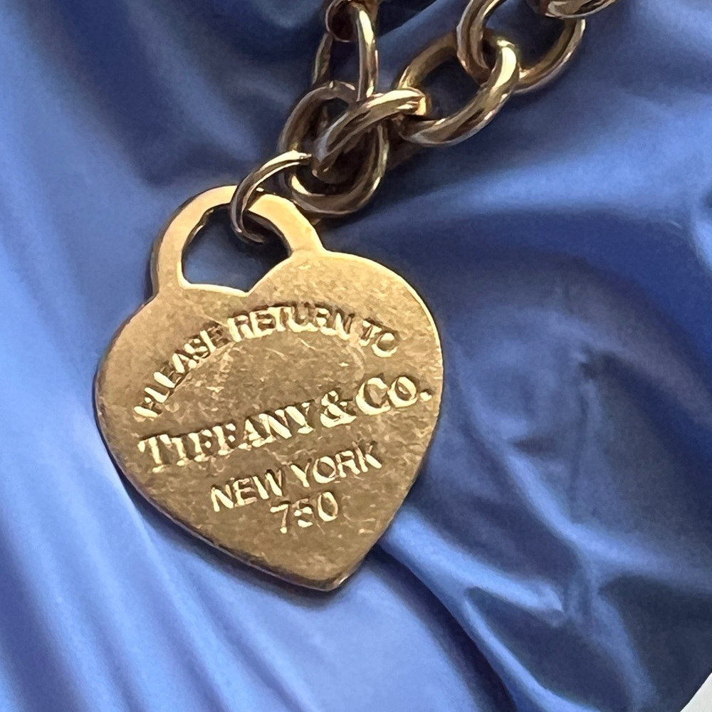 Tiffany & Co. Rose gold Bracelet with medium Heart charm - Picture 7 of 9